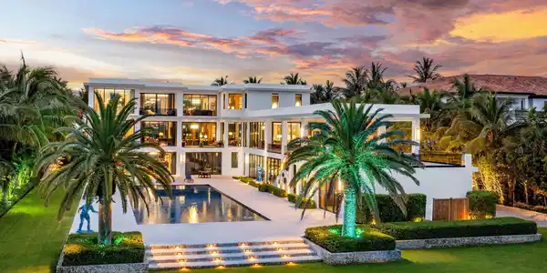 1660 S Ocean Boulevard