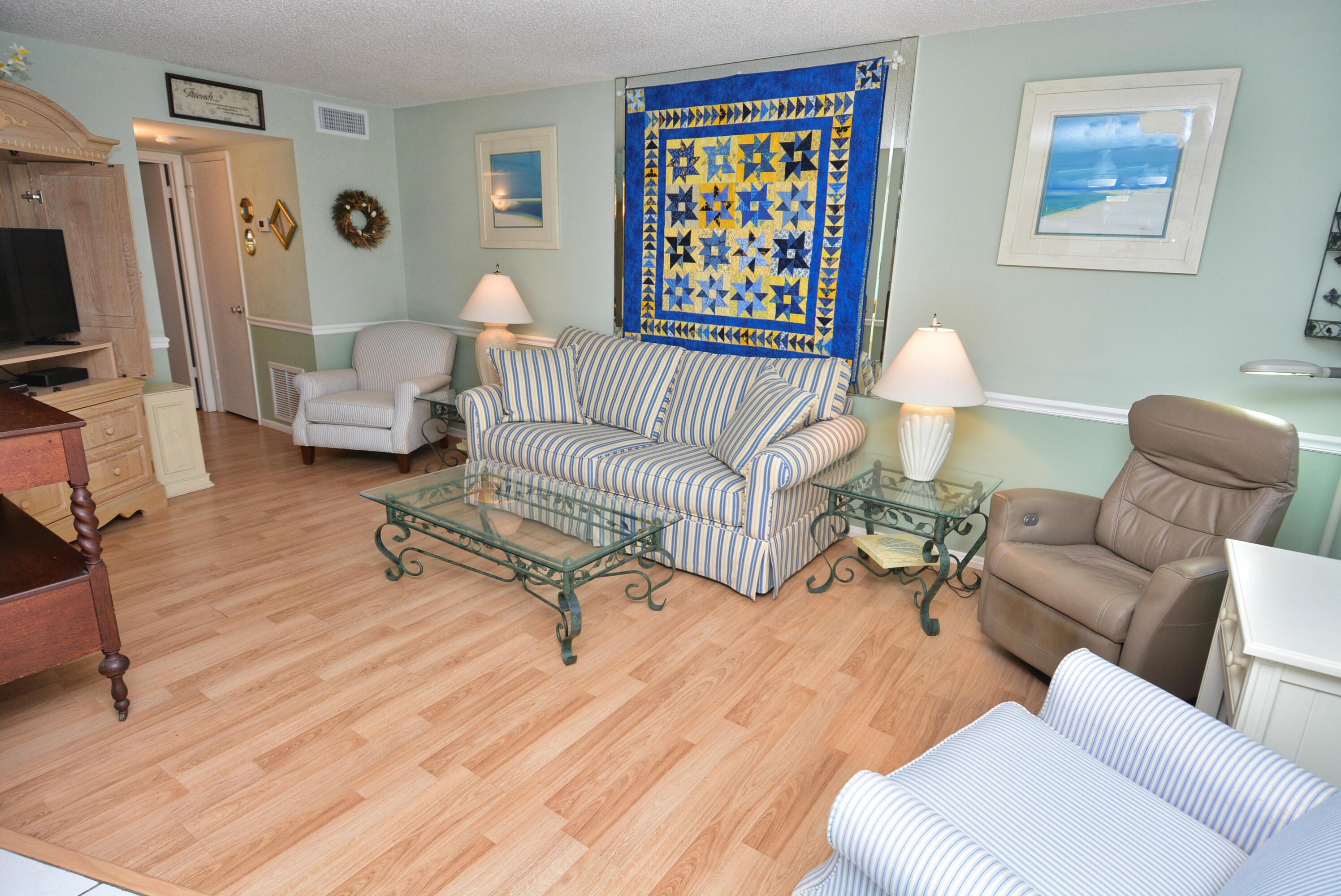 Image 3: DSC_8246 n