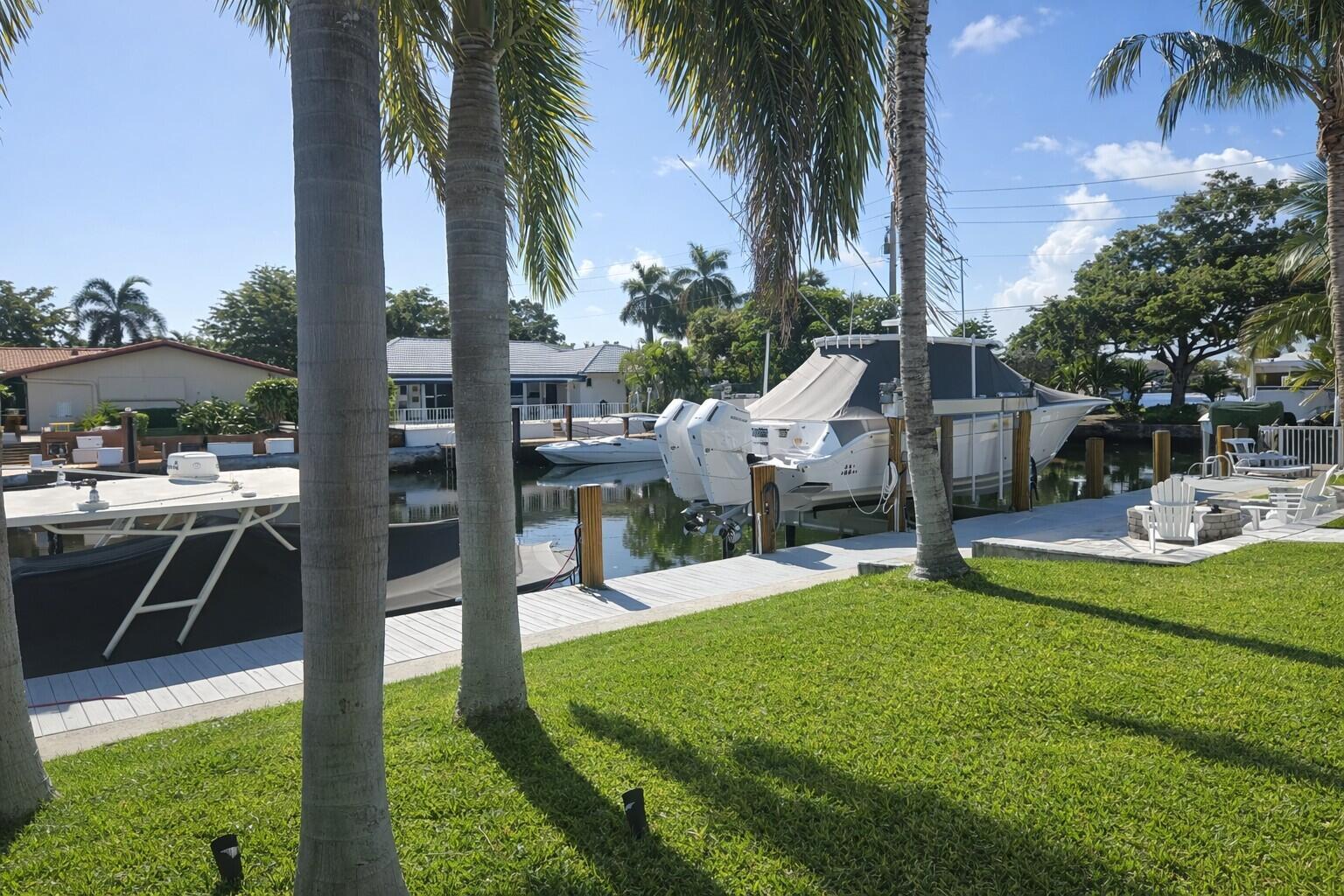Image 3: Dock and Yard