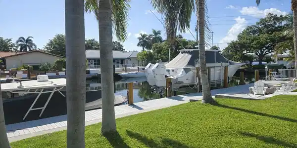 Image 3: Dock and Yard