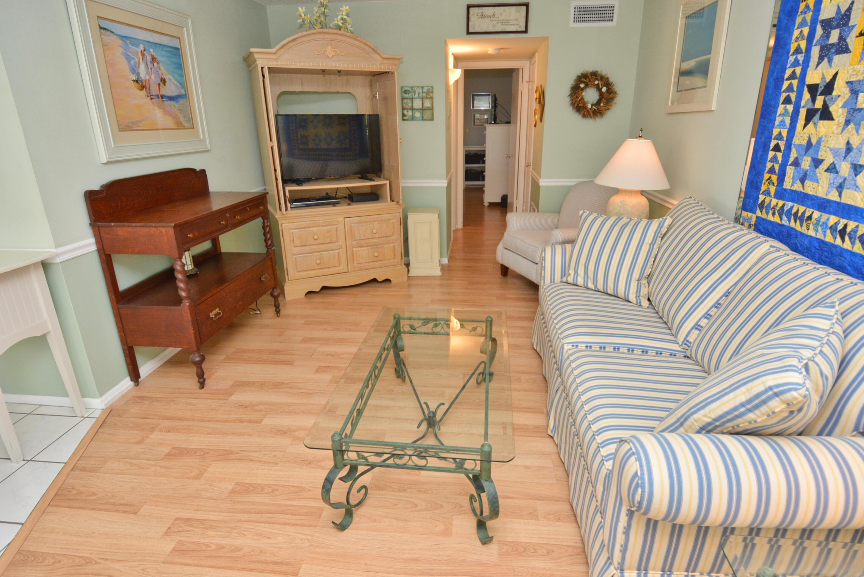 Image 4: DSC_8247 n