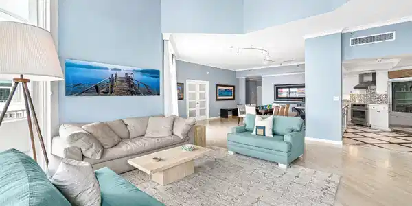 Image 4: 017-300Southeast5thAvenue-8120-BocaRaton