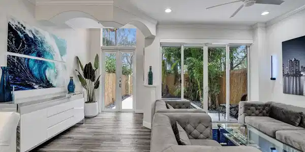 1364 Bayview Drive