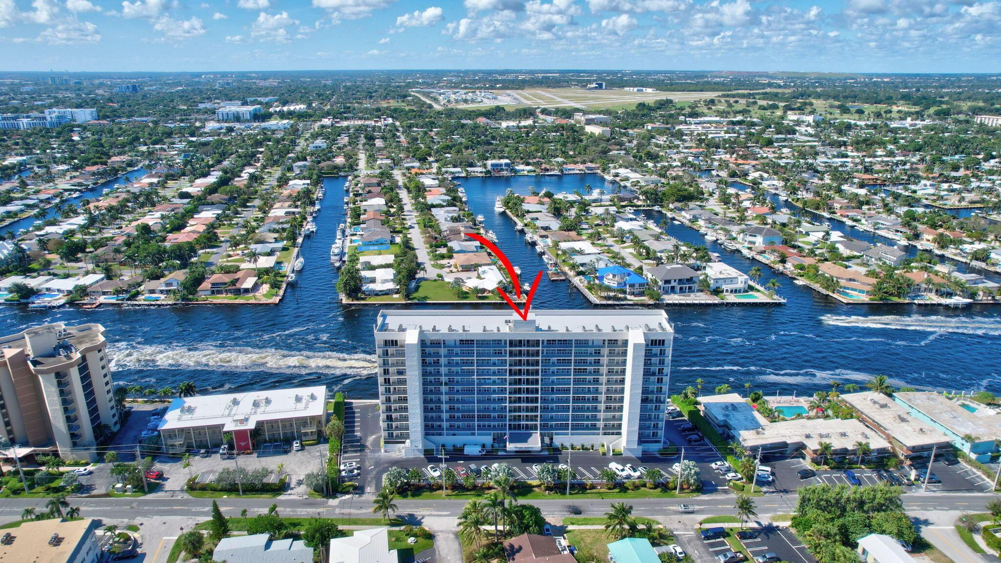 Image 4: 11-web-or-mls-DJI_0746_47_48_49_50