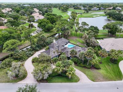 6980 SE Winged Foot Drive