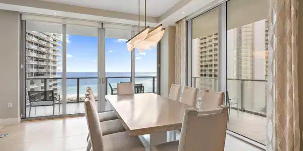 Image 3: 3100 N Ocean Dr p 1105-8