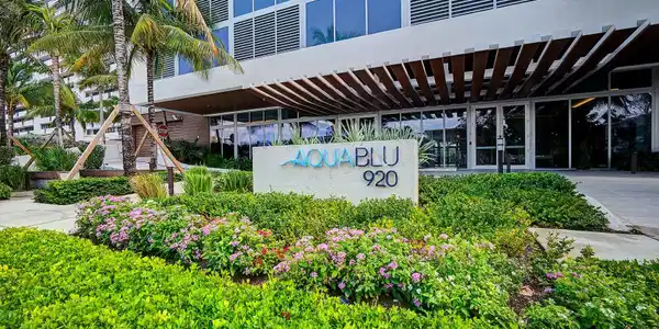 920 Intracoastal Dr