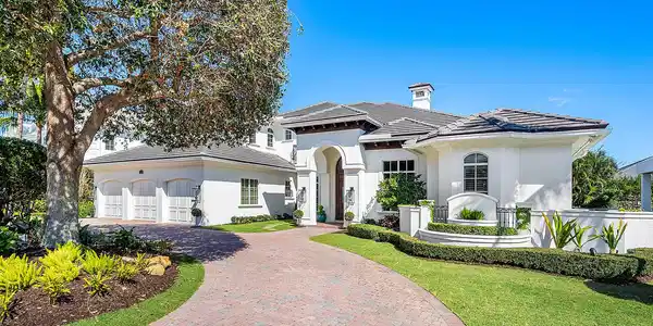 Image 3: 2310_West_Silver_Palm_Road_02