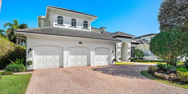 Image 4: 2310_West_Silver_Palm_Road_03