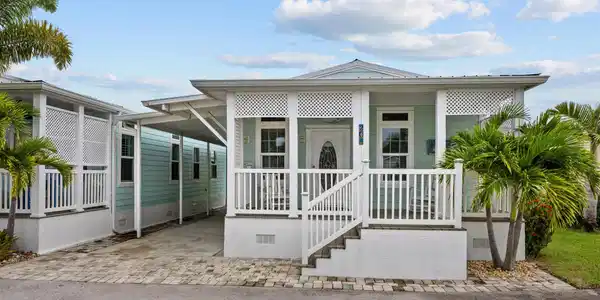 204 NE Sail Way