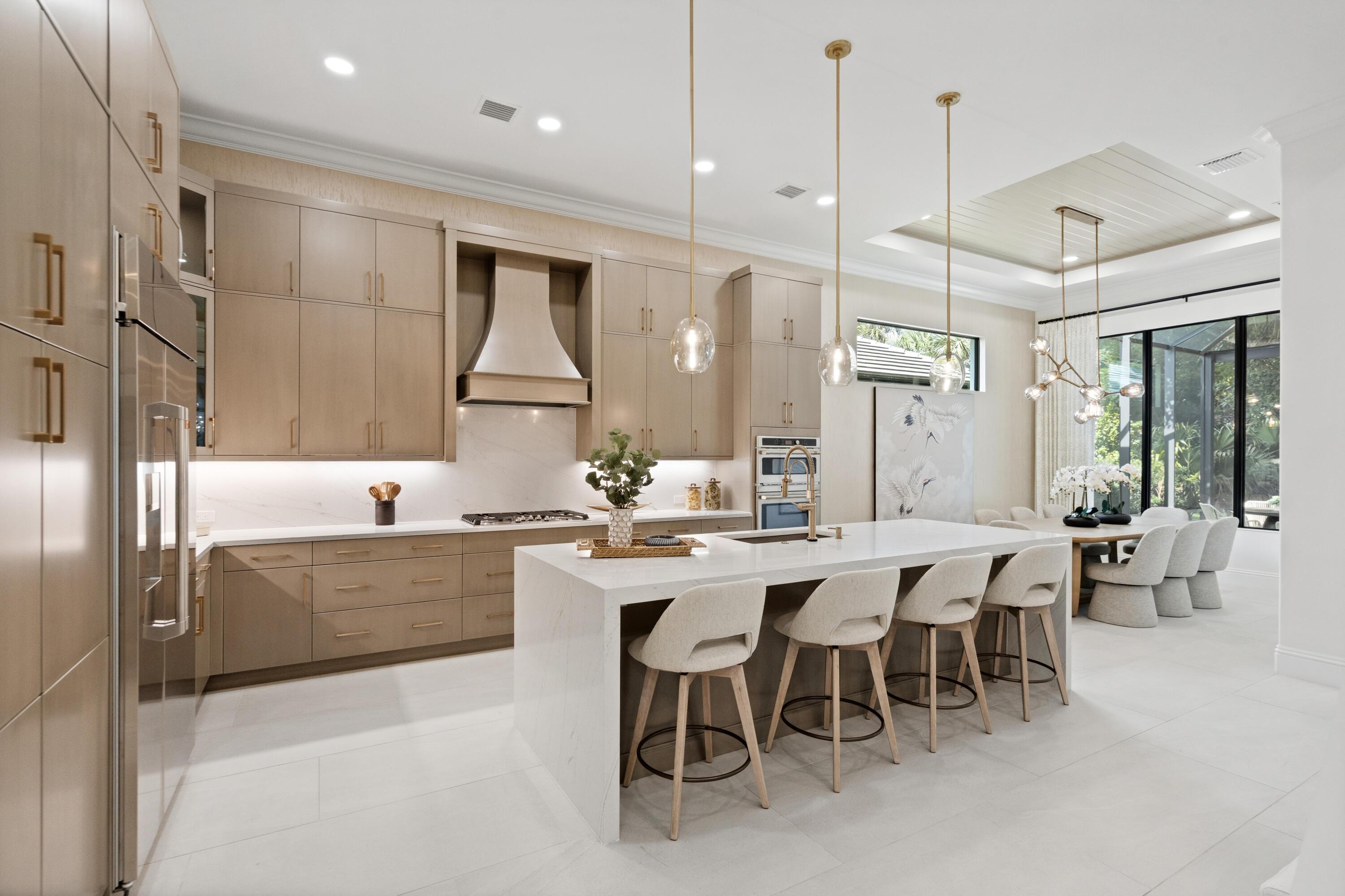 Image 2: Kitchen