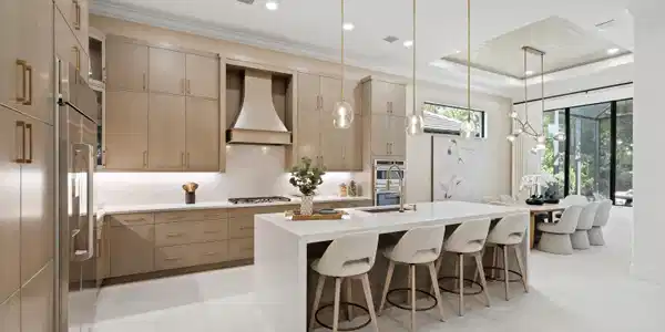 Image 2: Kitchen