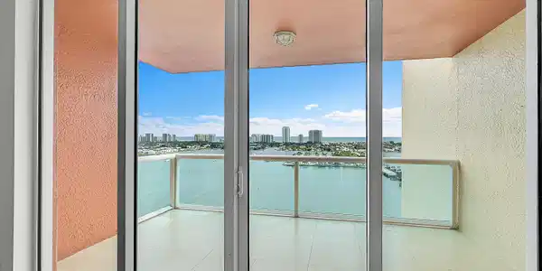 2640 Lake Shore Drive