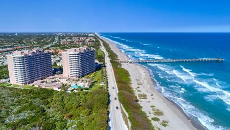 700 Ocean Royale Way