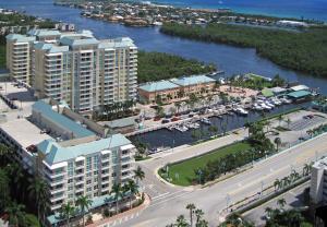 700 E Boynton Beach Boulevard