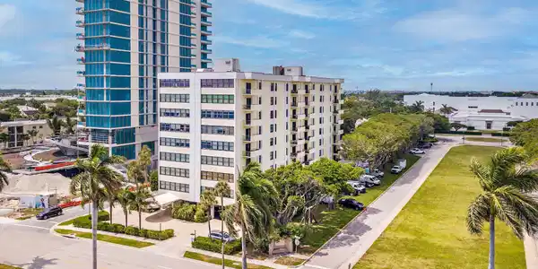 Image 2: 1501 S Flagler