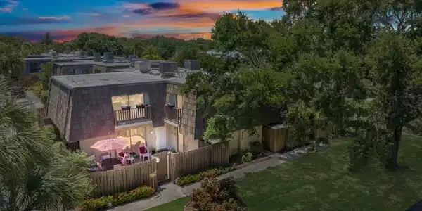 510 N Tropic Lane