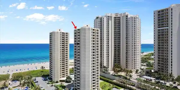 2800 N Ocean Drive