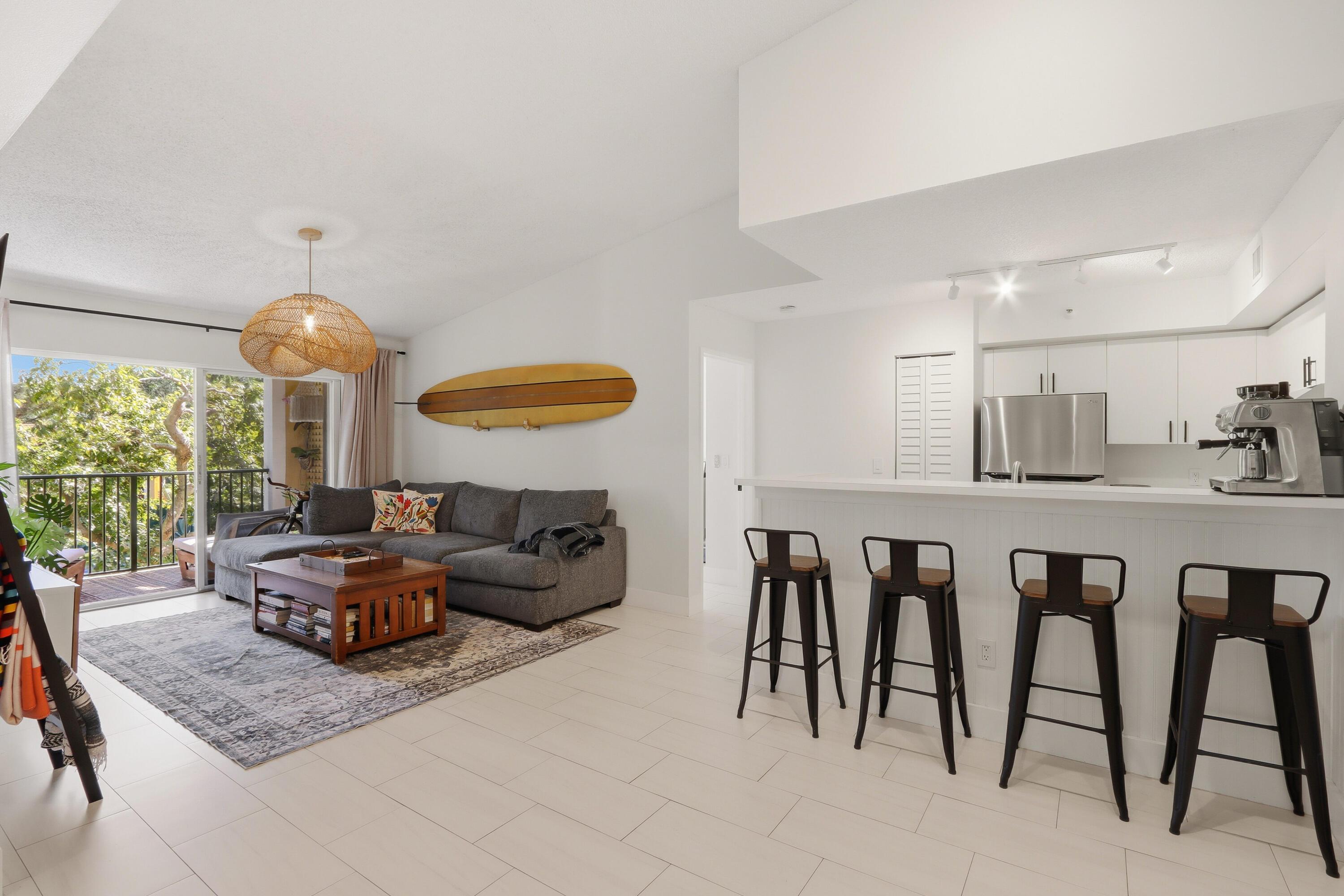 Image 4: 110 Yacht Club Way Apt 306-print-005-041