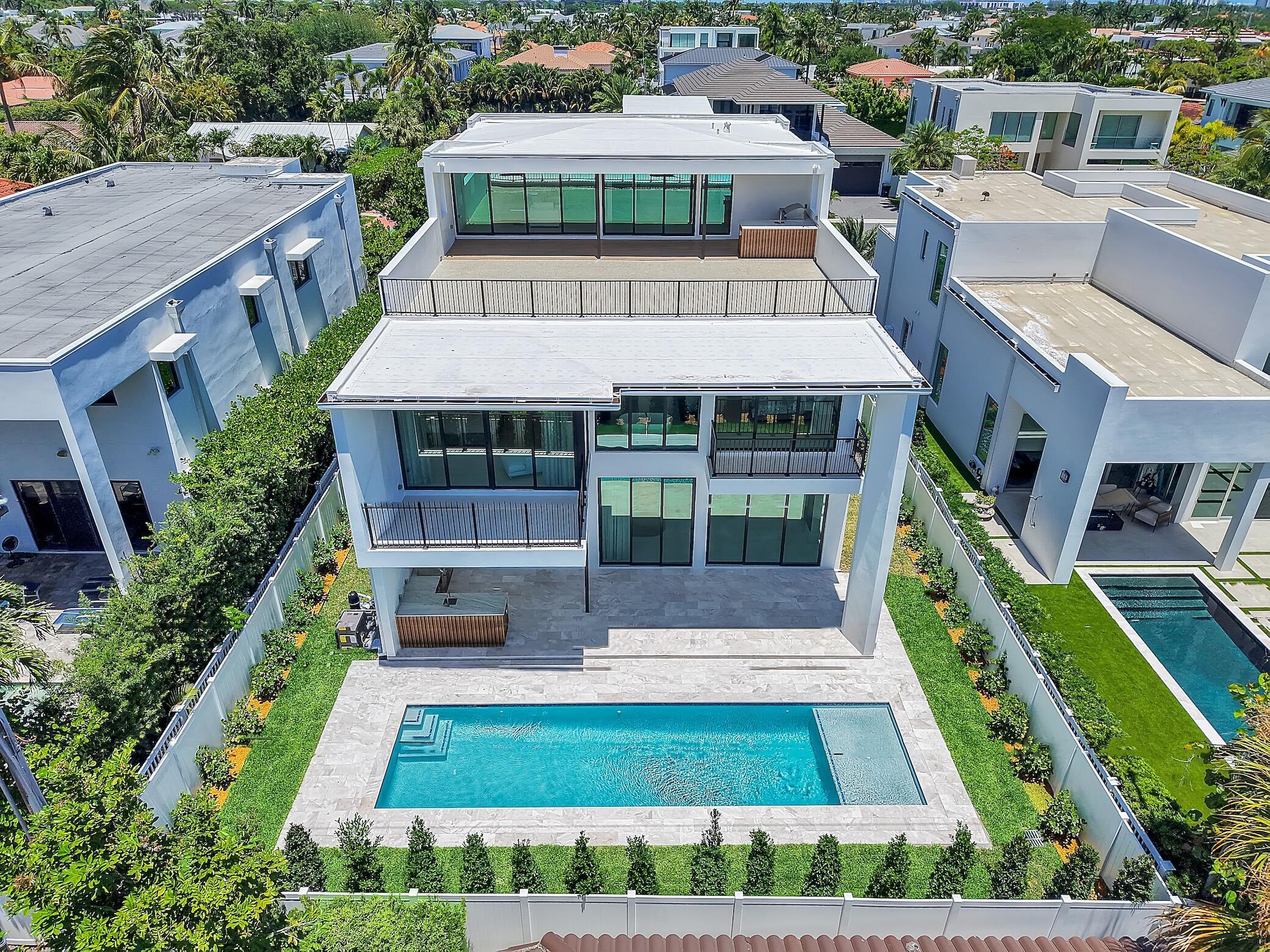 Image 2: 344 NE Second St, Boca Raton 2-101