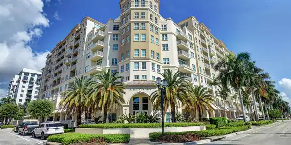 99 SE Mizner 602 Boulevard