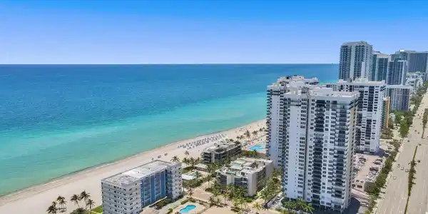 2101 S Ocean Drive