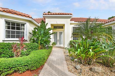 9907 SE Osprey Pointe Drive