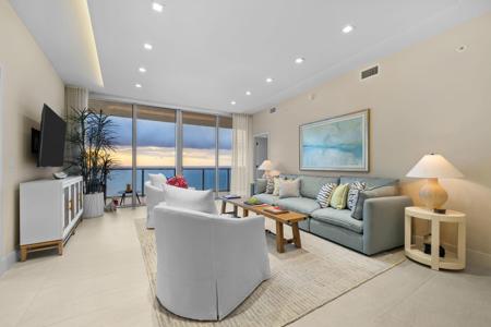 2200 N Ocean Boulevard