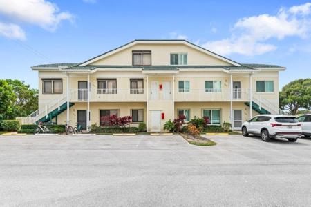 470 N Bella Vista Court N