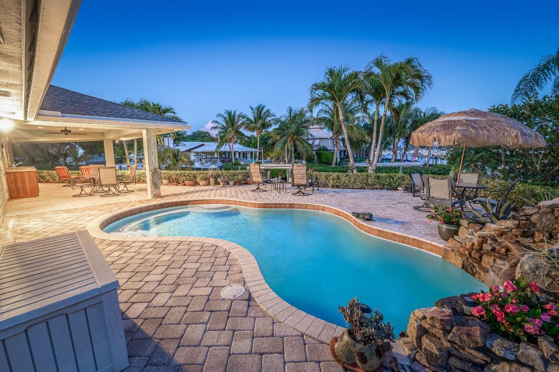 Image 4: 4020 SE Whiticar Way, Stuart, FL 34997 -