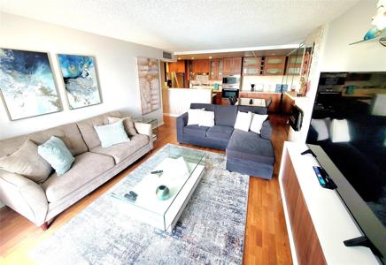 1009 N Ocean Blvd