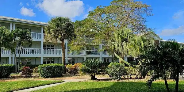 2453 NE 51st Street