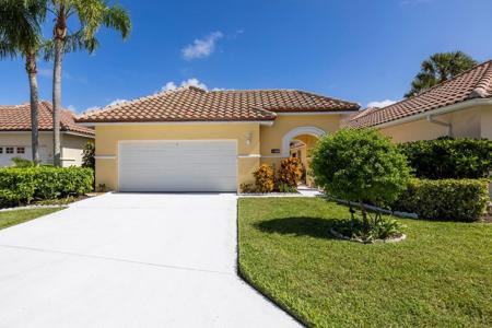 1668 Victoria Circle