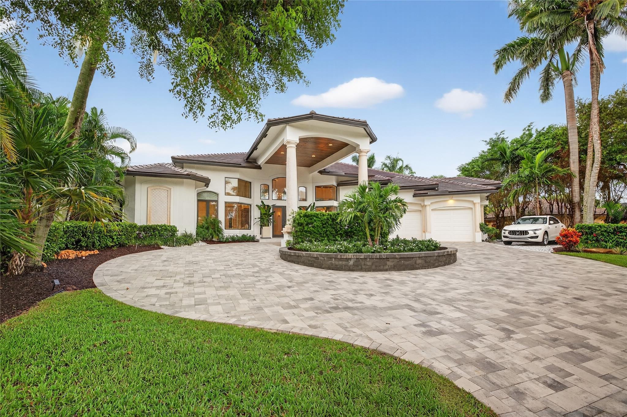 Image 1: Brand New Roof, Circular Driveway, Landscaping & S