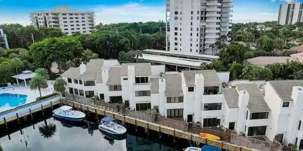 1127 Boca Cove Lane