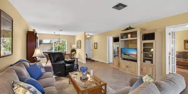 Image 2: Living Room