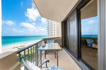 2800 N Ocean Drive