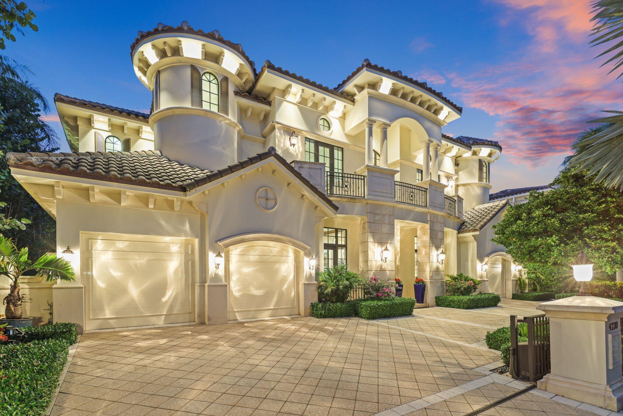 Image 2: 4230 Intracoastal Drive - 118.jpg-SMALL