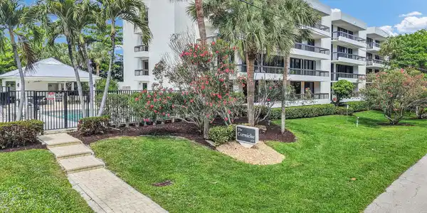 277 N Ocean Boulevard
