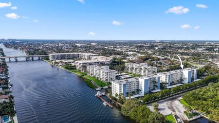 1 Harbourside Drive