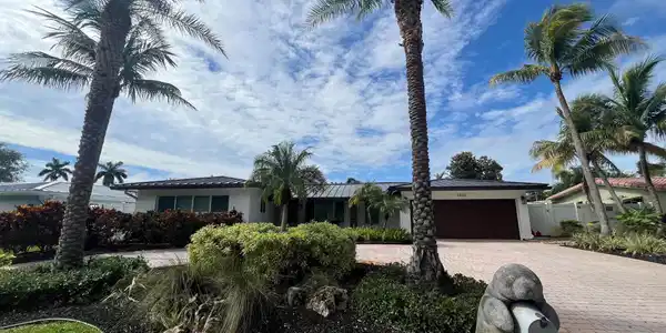 2620 NE 53rd Street
