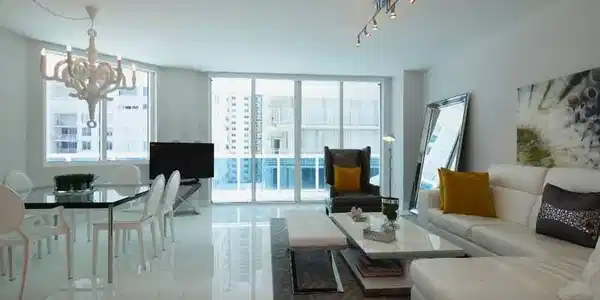 2711 S Ocean Dr