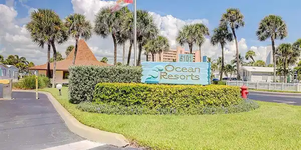 842 Pirates Cove Lane