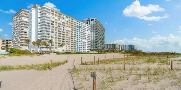 1012 N Ocean Boulevard