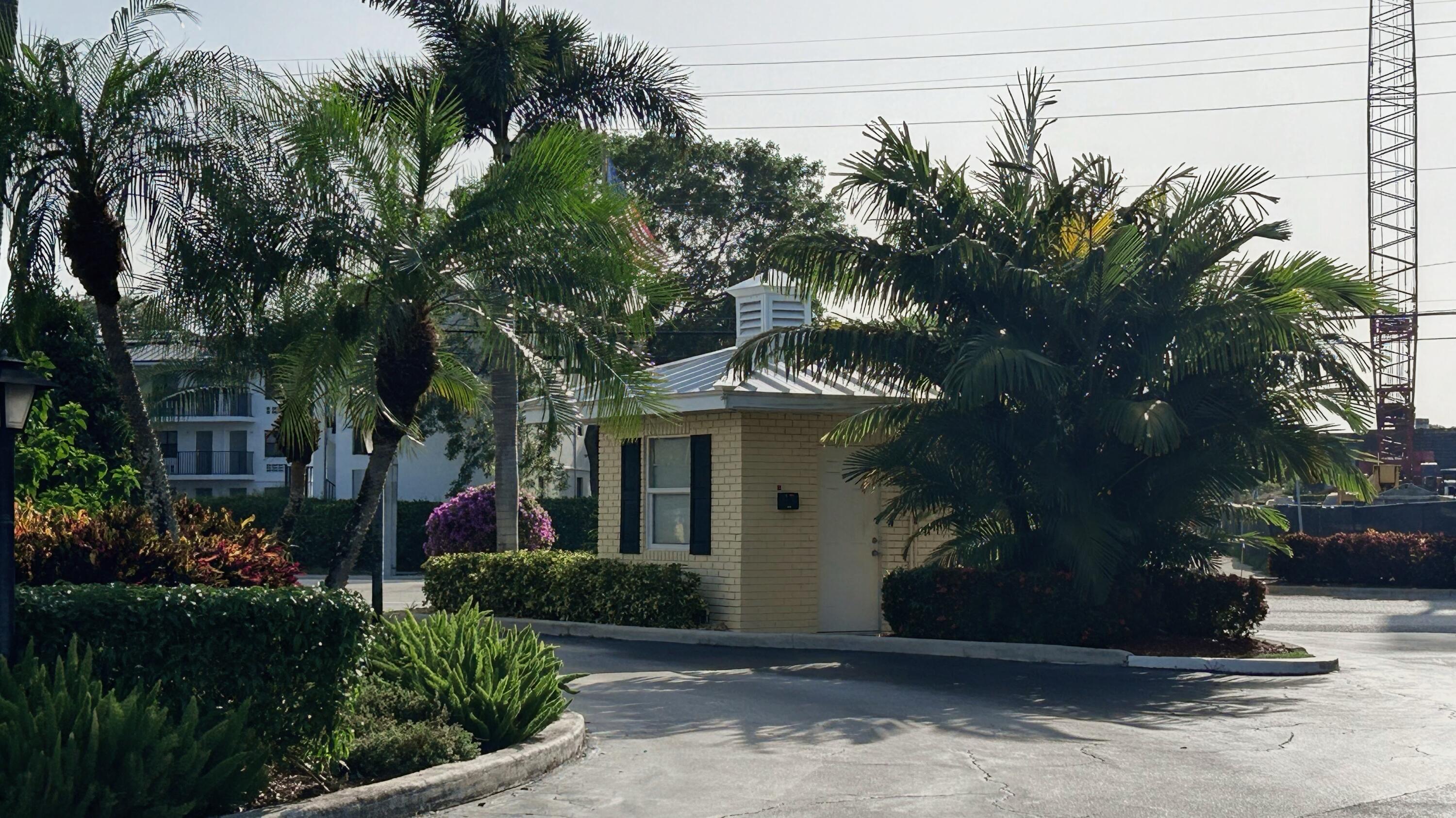 Image 1: NORTH ENTRANCE
