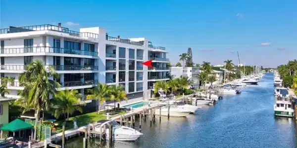 30 Isle Of Venice Dr