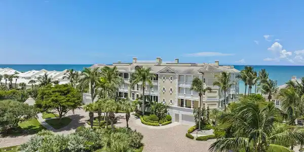 200 E Sea Colony Drive