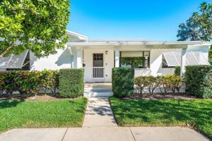 1102 N Lakeside Drive