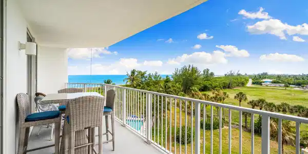 2700 N Highway A1a