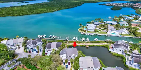 2440 Harbour Cove Drive